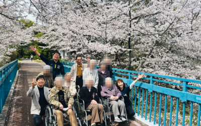 ◆荒山公園にご利用者さんとお花見に出かけました!